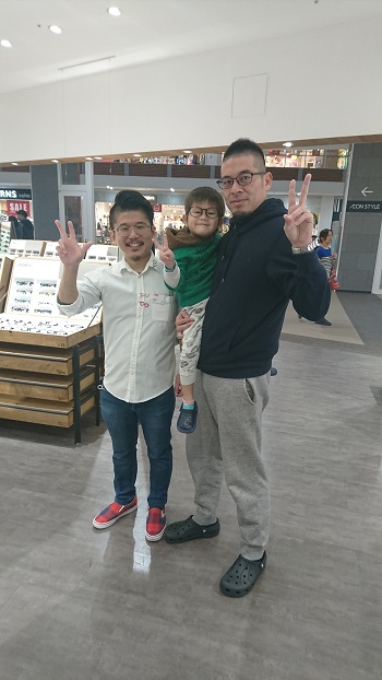 8日・ライカムでメガネを買いました！